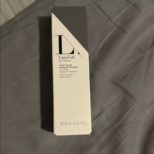 First Base Oil Free Primer Spray